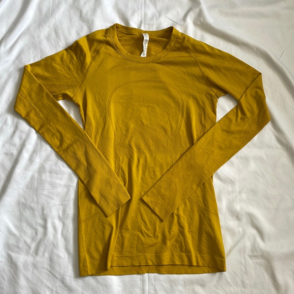 LULULEMON LONG SLEEVE SWIFTLY